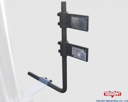 परावर्तक प्लेट